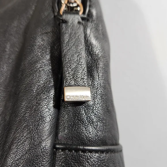 Calvin Klein Sonoma Bubble Lamb Zip Around Backpack Black Leather - Picture 6 of 9